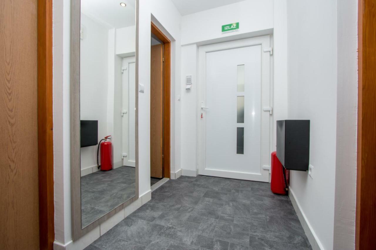 Apartman Emir 1 Aparthotel Sarajevo Luaran gambar